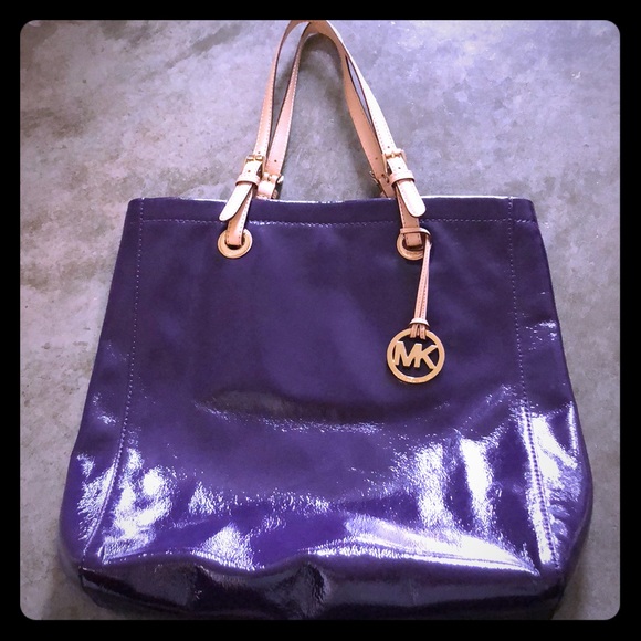 michael kors purple tote